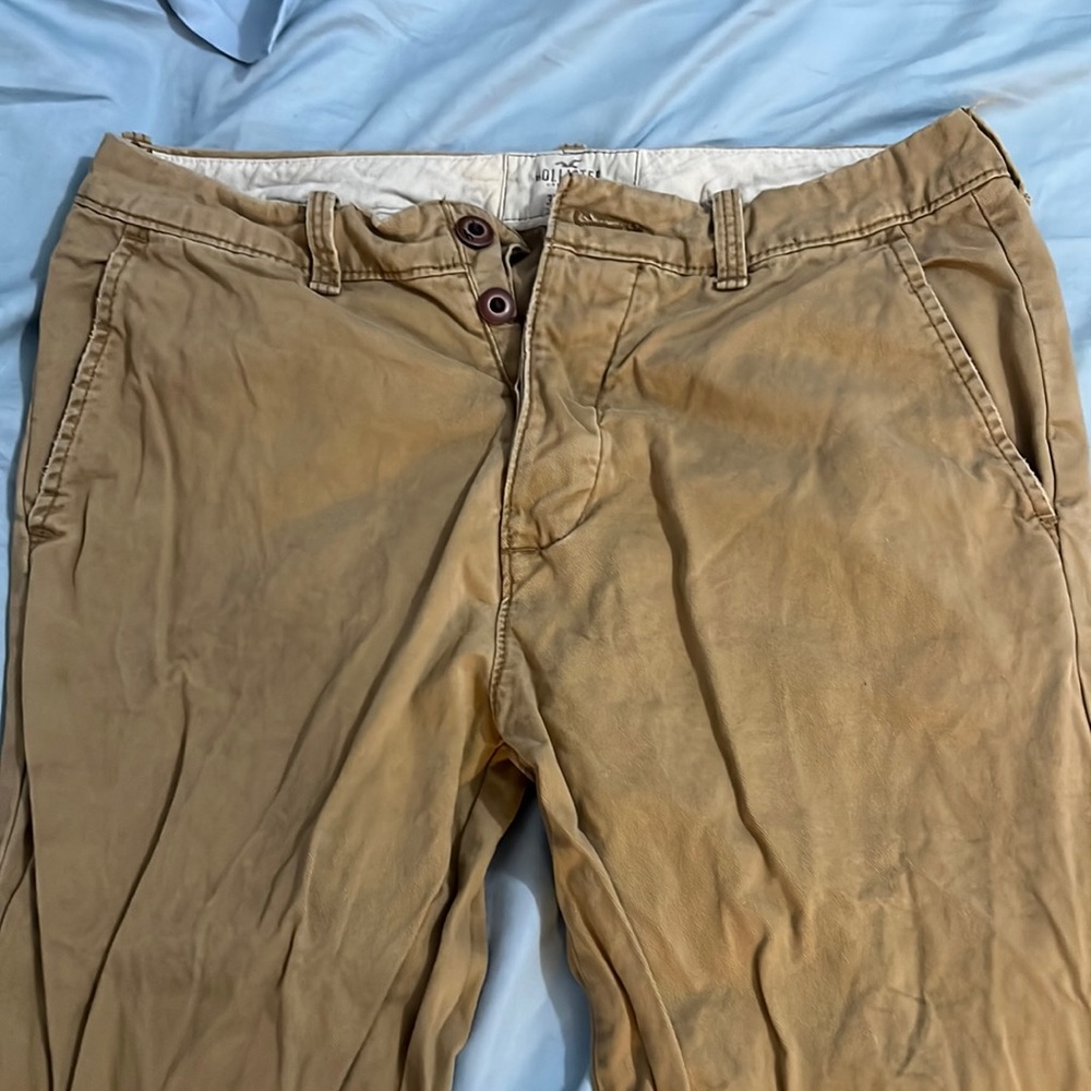 Hollister 33x32 khaki pant